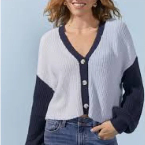 FRANCESCA'S
Dream Colorblock Short Cardigan - Picture 3 of 9